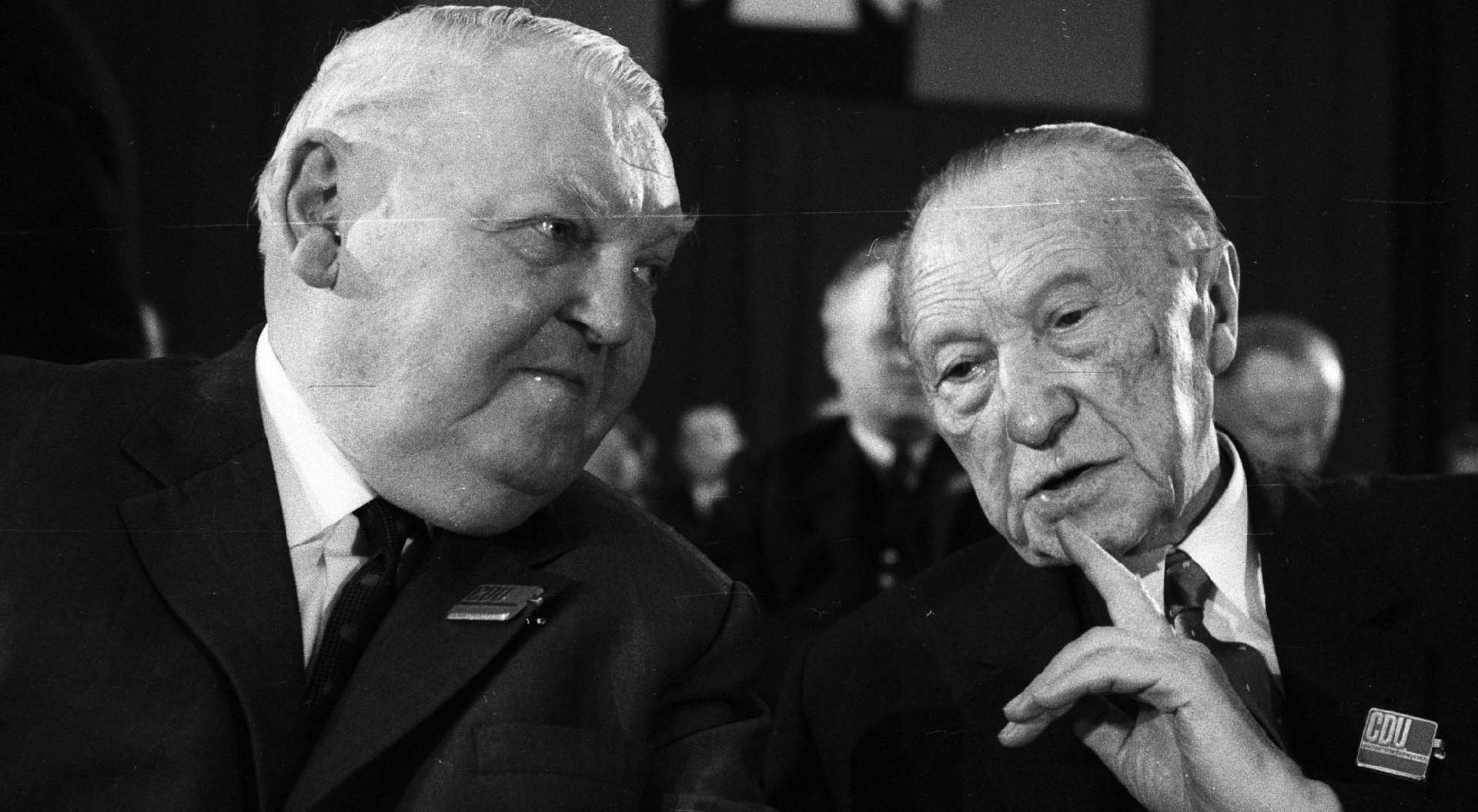 Ludwig Erhardt und Konrad Adenauer | © Bouserath / KAS