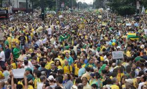 Über eine Million Menschen demonstrierten Mitte März in São Paulo gegen Korruption und Straflosigkeit. Sie forderten den Rücktritt von Präsidentin Rousseff | Foto: Radio Interativa / Flickr / CC BY-NC 2.0