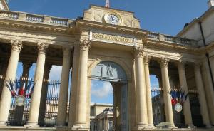 Assemblée Nationale in Paris | Foto: Wikipedia/chatsam