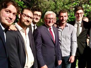 KAS ELES Stipendiaten mit Bundespräsident Steinmeier