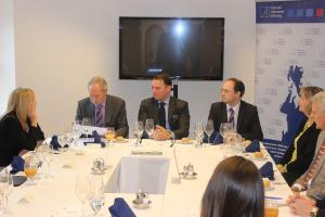 Luncheon mit Sven-Joachim Irmer am 3. Dezember 2014 im KAS-Büro Budapest