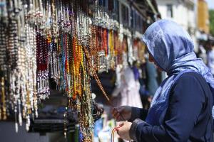 Basar, muslimische Frau