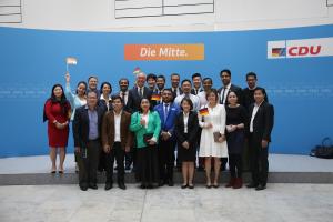 Gruppenfoto mit Dr. Klaus Schüler, Bundesgeschäftsführer der CDU