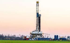 Eine Gas-Fracking-Anlage in den USA | Foto: danielfoster437/Flickr
