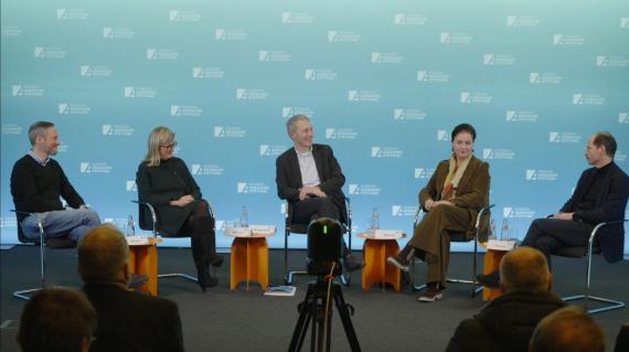 2024-01-09, v.l.n.r. Nicolas Zimmer, Martina Klement, Tobias Wangermann, Ute Weiland, Prof. Peter Parycek