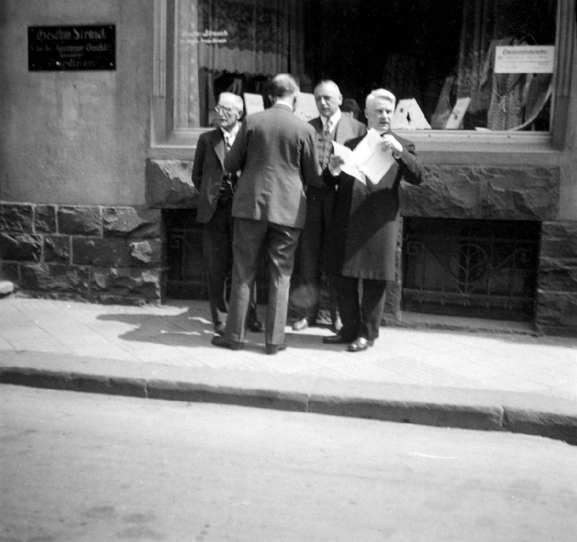 Teilnehmer der Bekenntnissynode in
Wuppertal-Barmen 1934