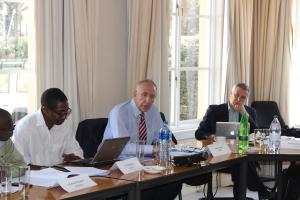 Gus Madigora (OXFAM), Mike Hammond (DFID) and Graham Hopwood (IPPR) at the KAS-GPPi Workshop 14.-15. August, 2014